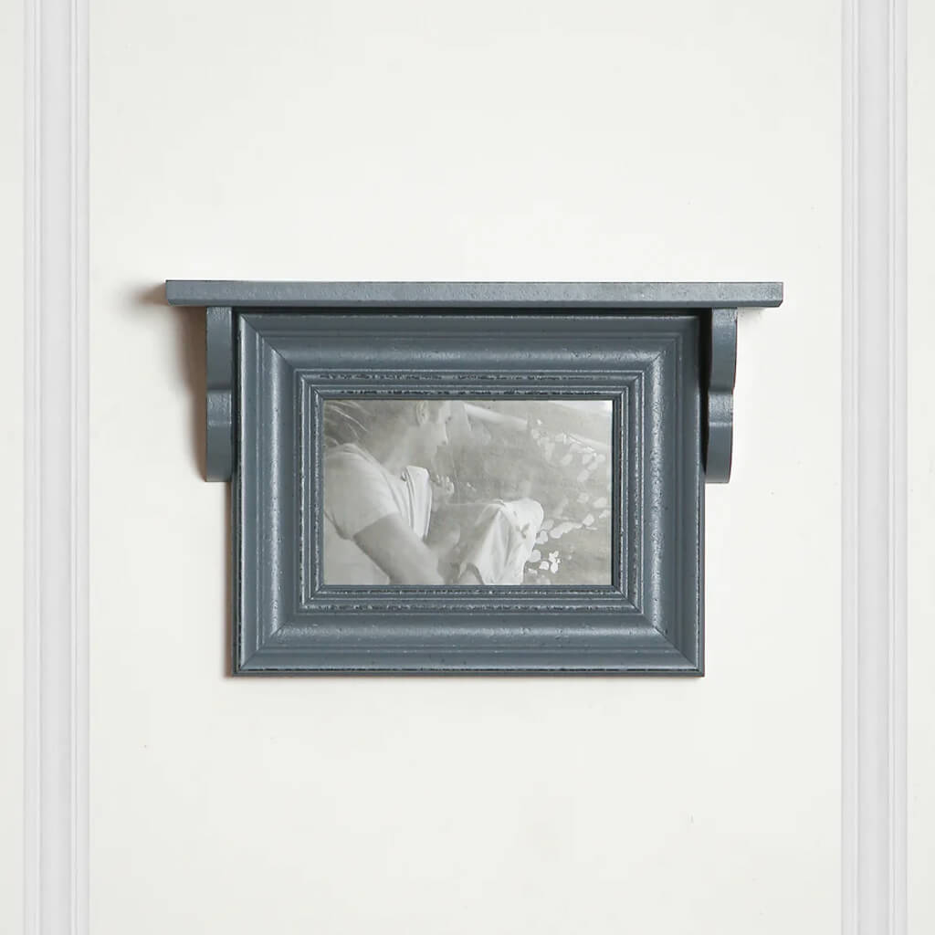 Vintage Wall-Mounted Photo Frame with Shelf