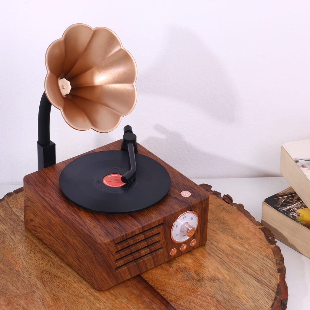 Retro Gramophone Speaker