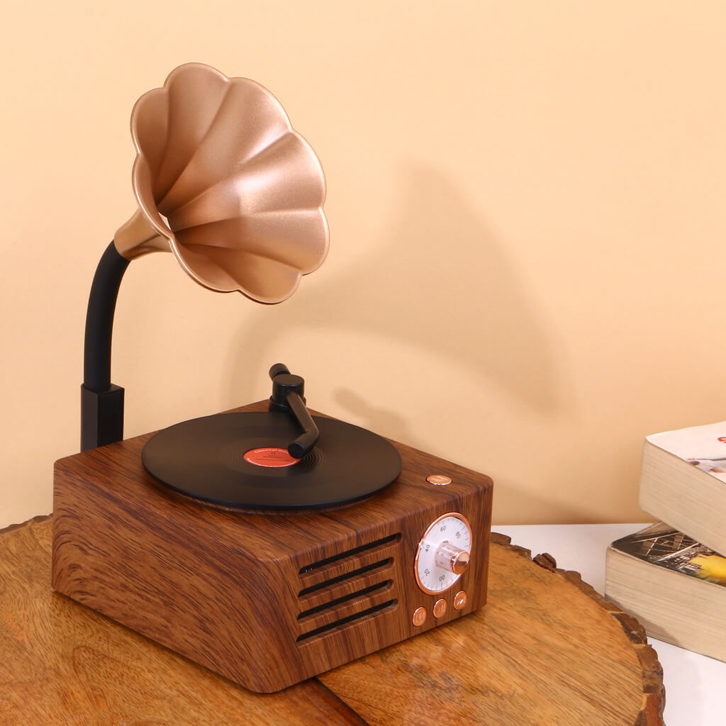 Retro Gramophone Speaker