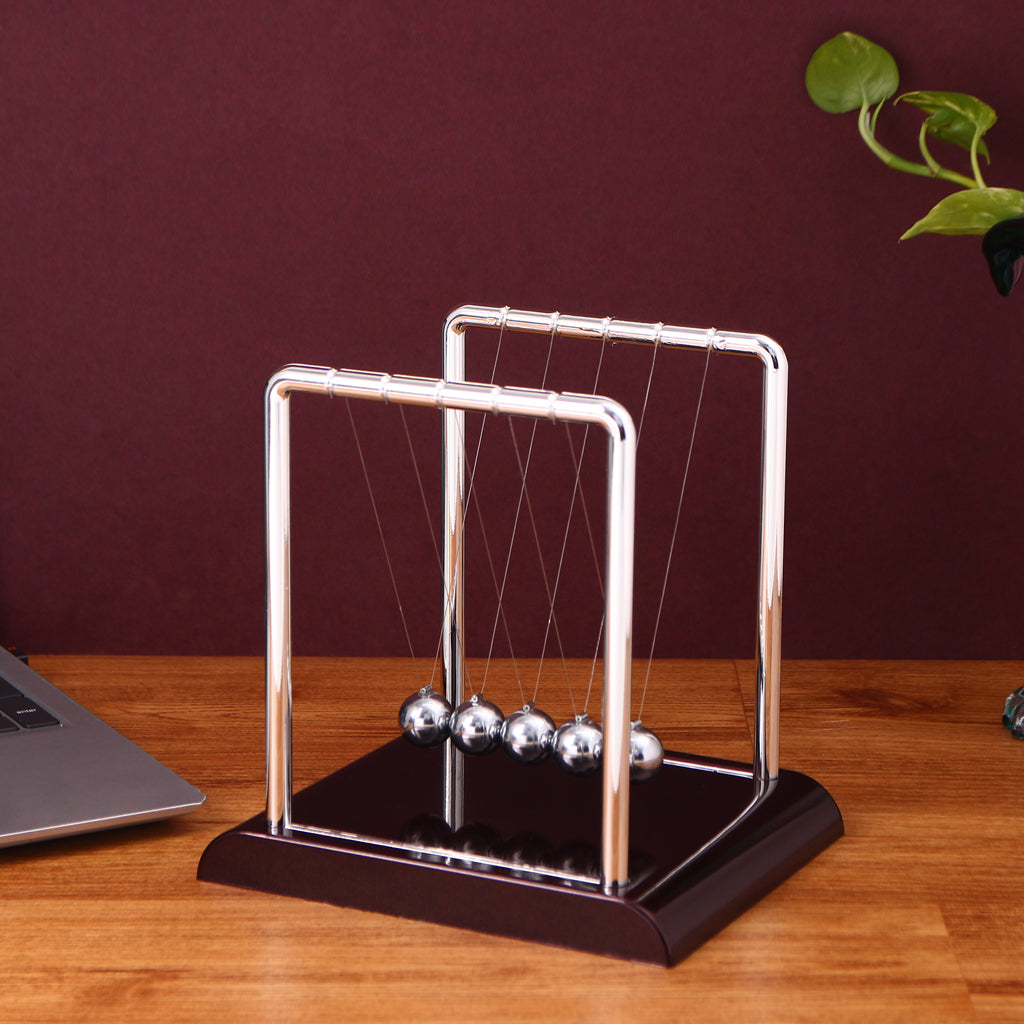 Pendulum Cradle