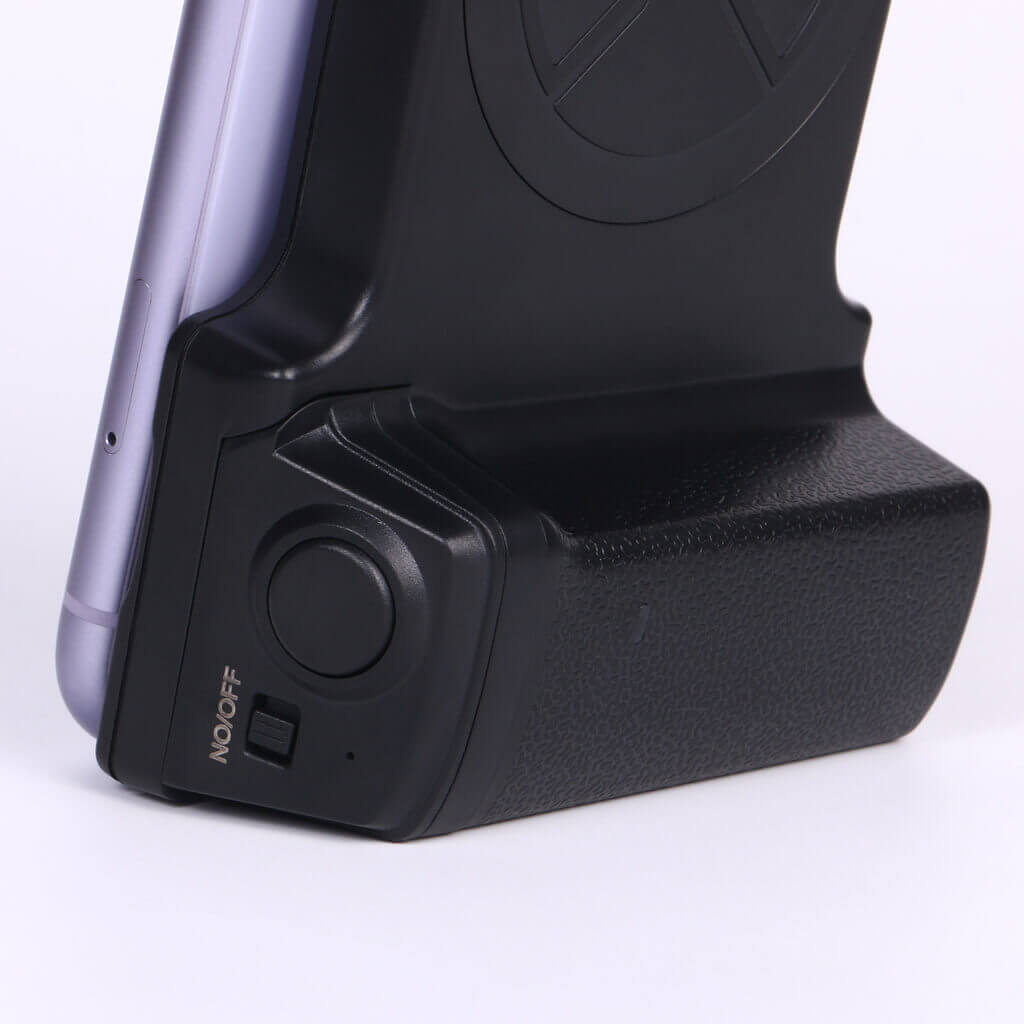 MagSafe Camera Grip with Bluetooth Photo Shutter