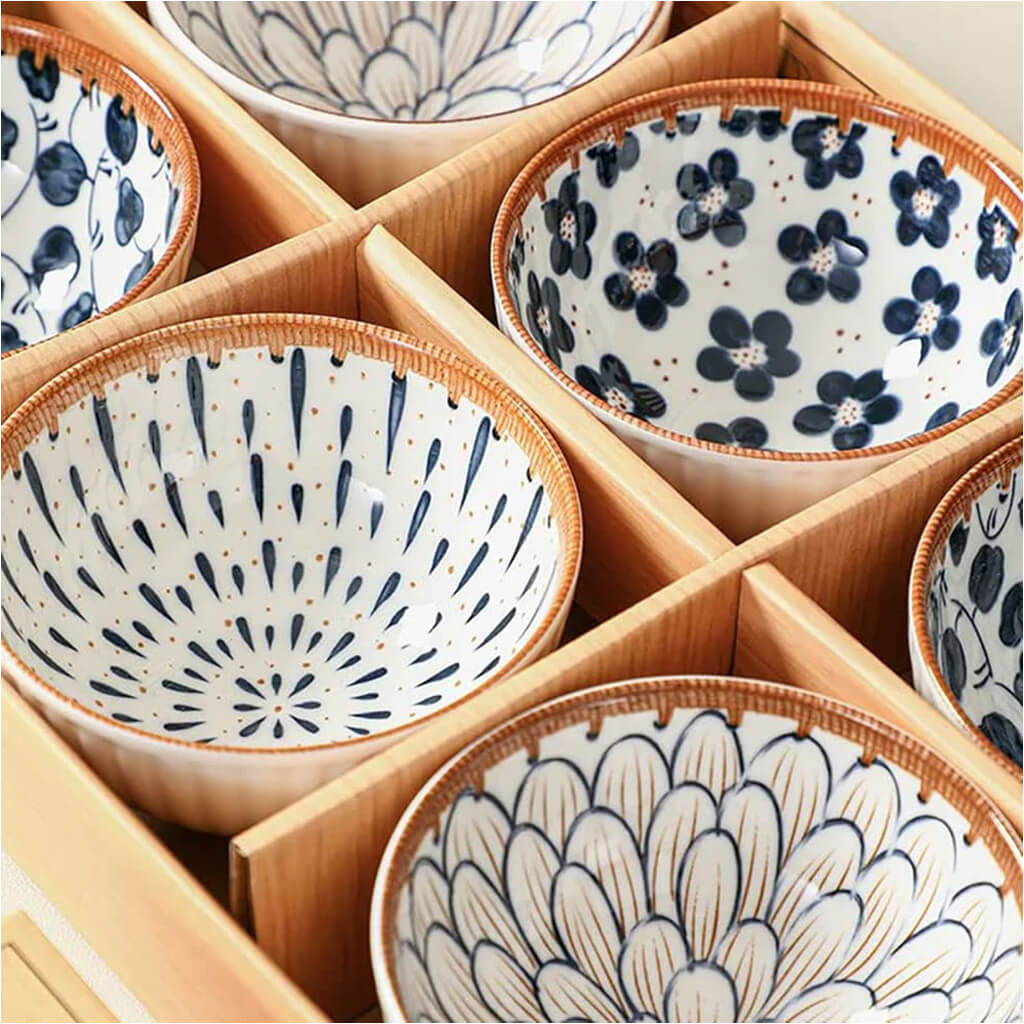 Japanese Porcelain Bowl Set of 6