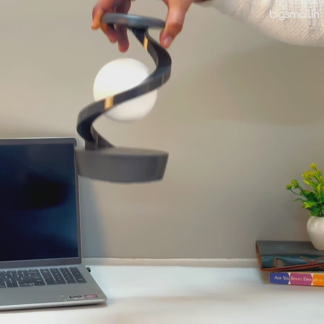 Leviosa Rotating Suspension Lamp with Wireless Charger